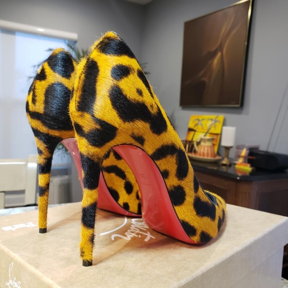 NEW Christian Louboutin Kate Genuine Calf Hair Leopard Pointed Toe Pump size 39 - Picture 8 of 12